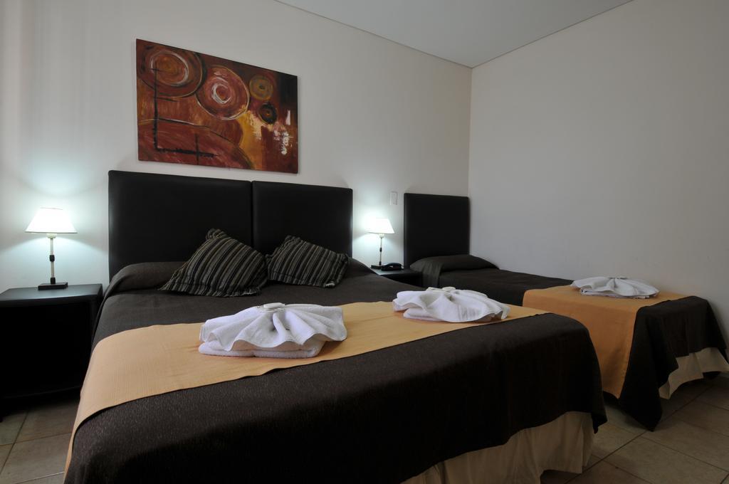 Casa Nostra Hotel Villa Carlos Paz Room photo